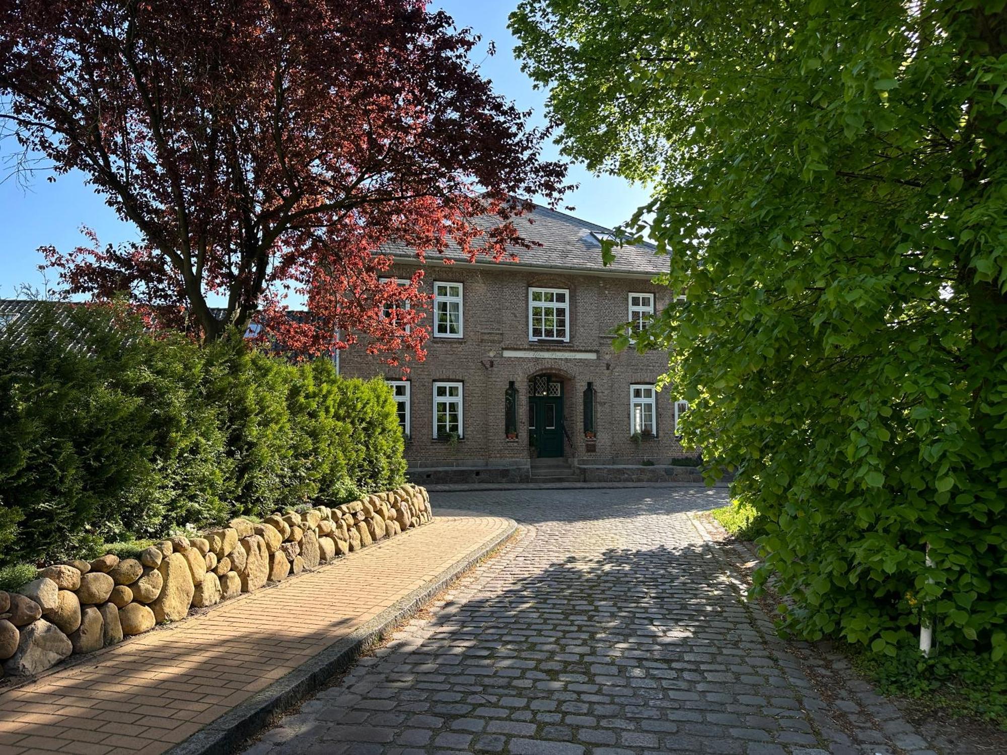 Bed and Breakfast Altes Pastorat Barmstedt Exteriér fotografie